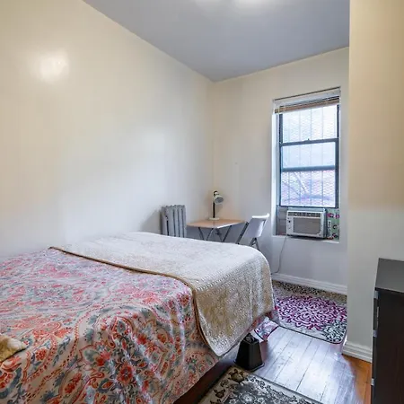 Eastern Parkway Guest House